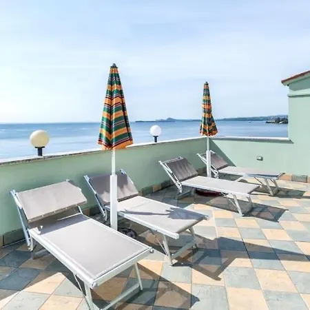 Casa Fedra, Delizioso Loft Frontelago Holiday home Toscolano Maderno