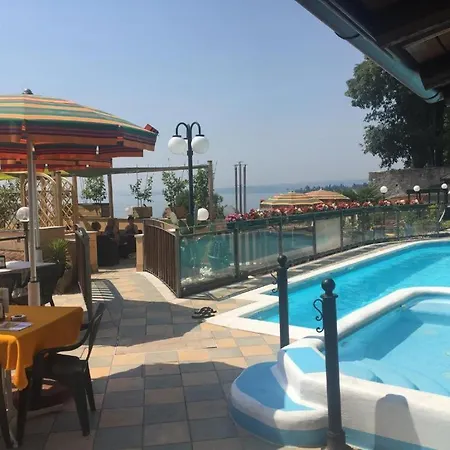 Holiday home Casa Fedra, Delizioso Loft Frontelago Toscolano Maderno